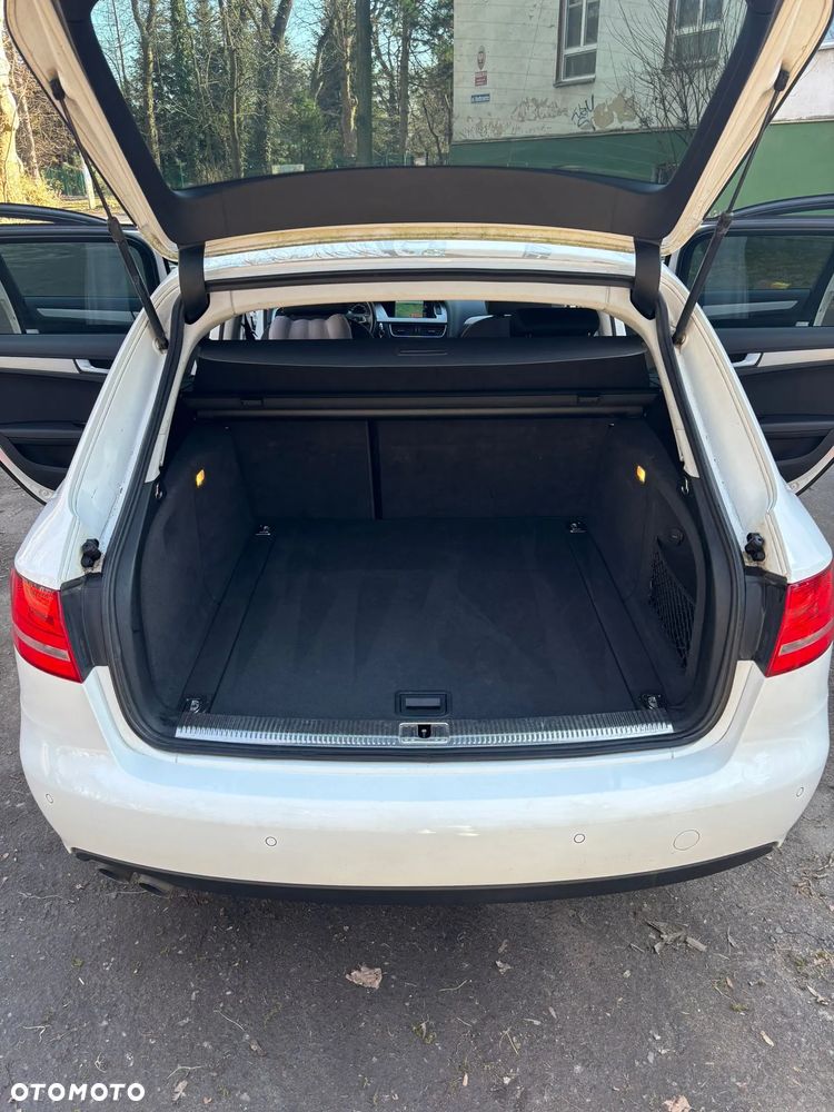 Audi A4 Avant 2.0 TDI - 15