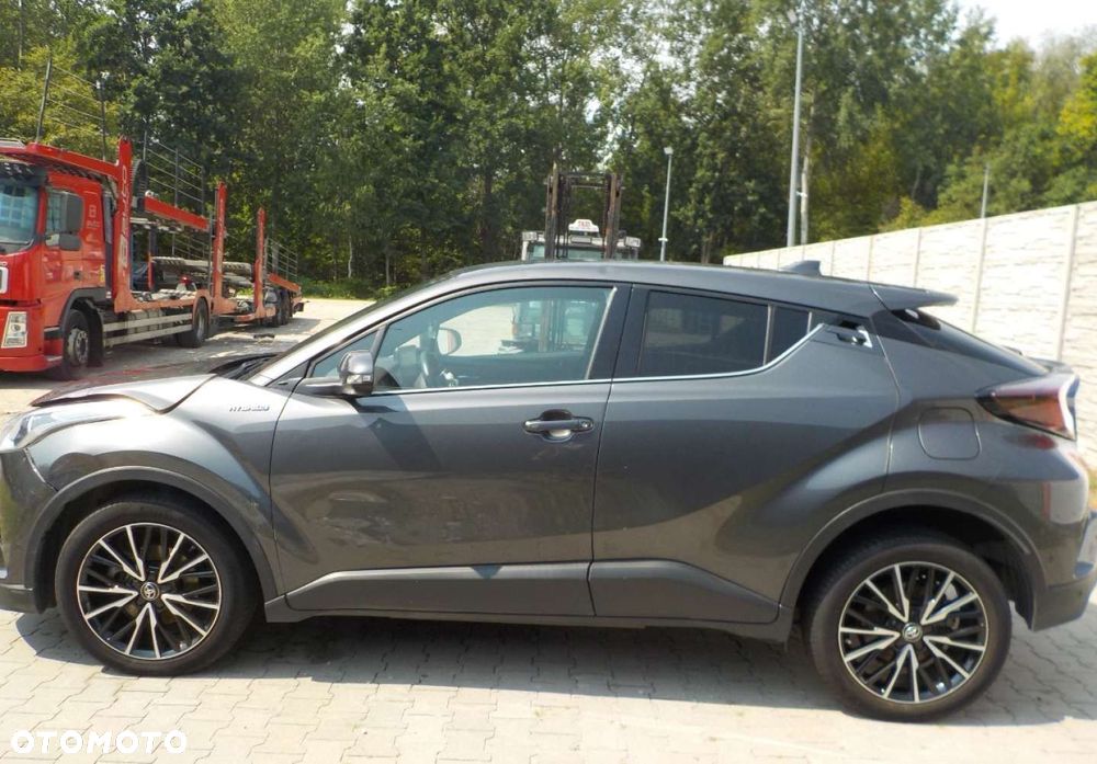 Toyota C-HR - 7