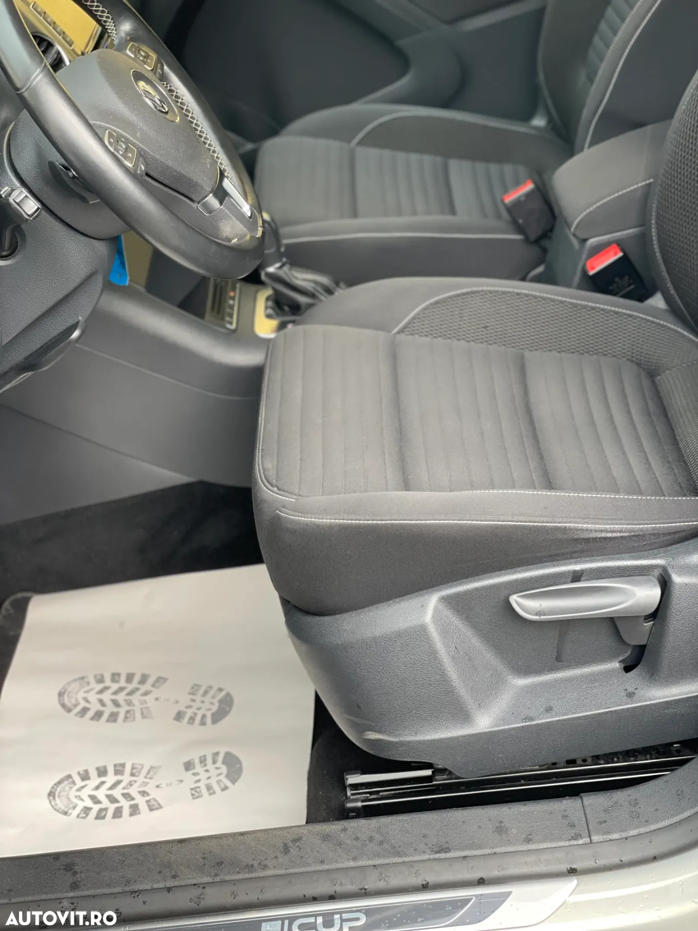 Volkswagen Tiguan 2.0 TDI DPF 4Motion Automatik Sport & Style - 19