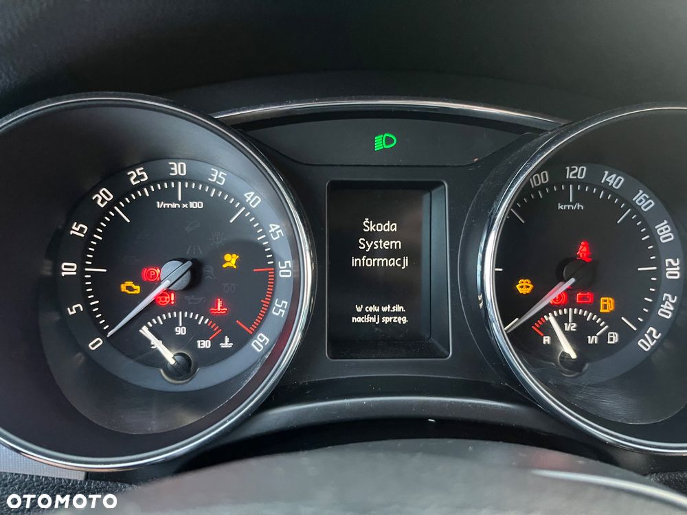 Skoda Superb 1.6 TDI Ambition - 26