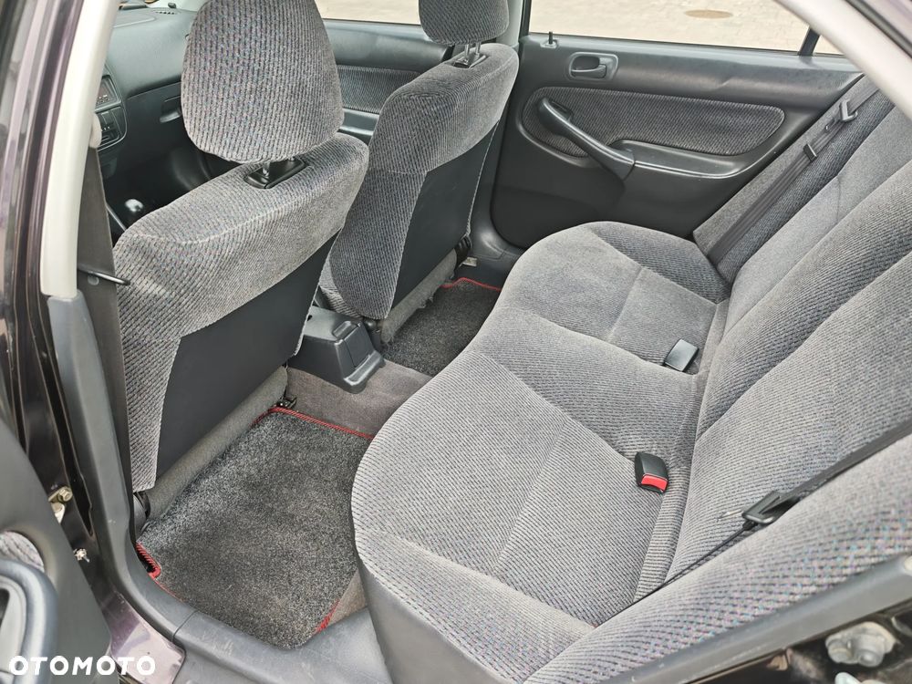 Honda Civic 1.4i S - 13