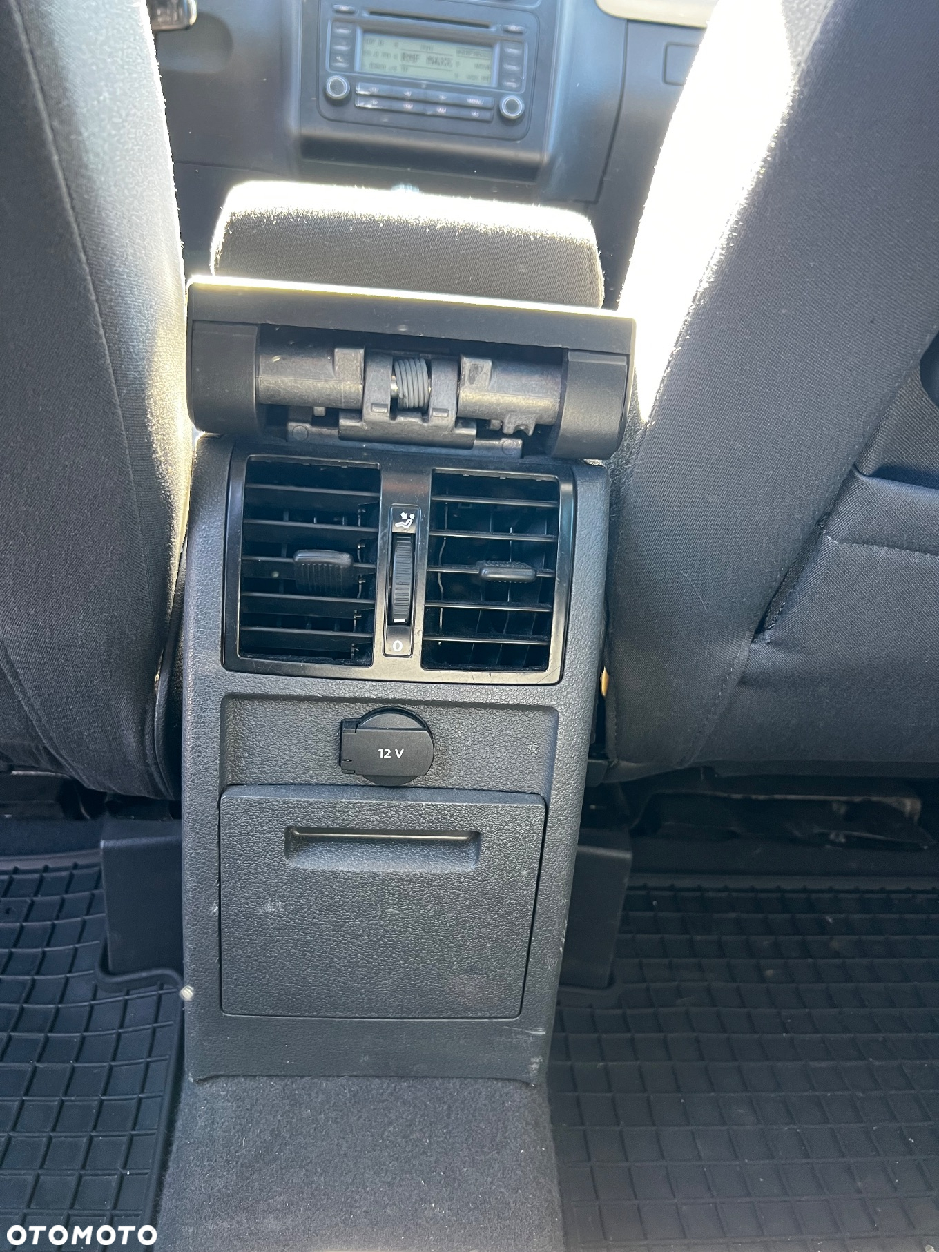 Volkswagen Touran 2.0 TDI Trendline - 9