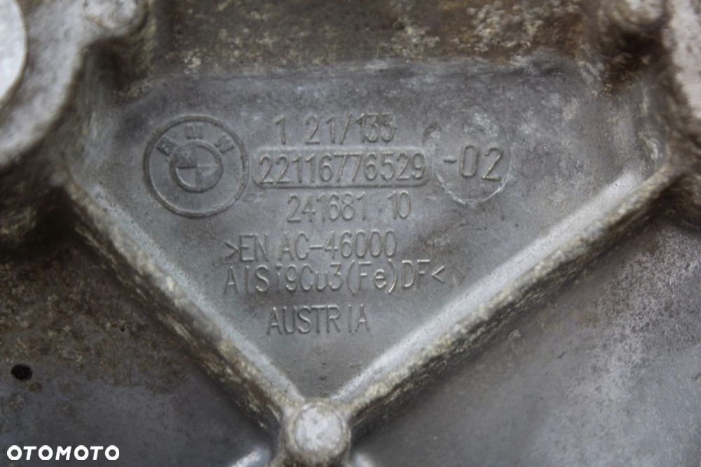 Łapa silnika LEWA BMW e90 E91 E92 E93 E87 silnik N43 2.0i 6776529 - 3