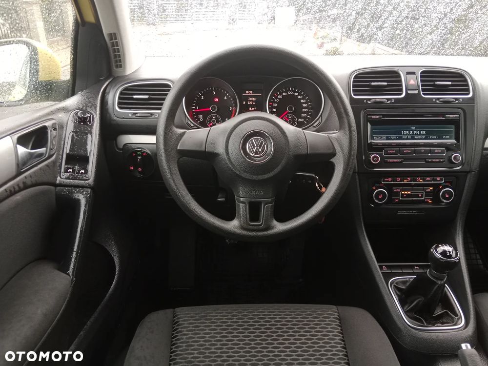 Volkswagen Golf VI 1.6 TDI Trendline - 13