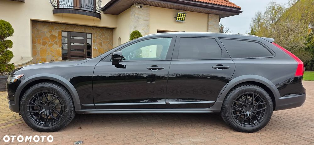 Volvo V90 Cross Country T6 AWD Pro - 17