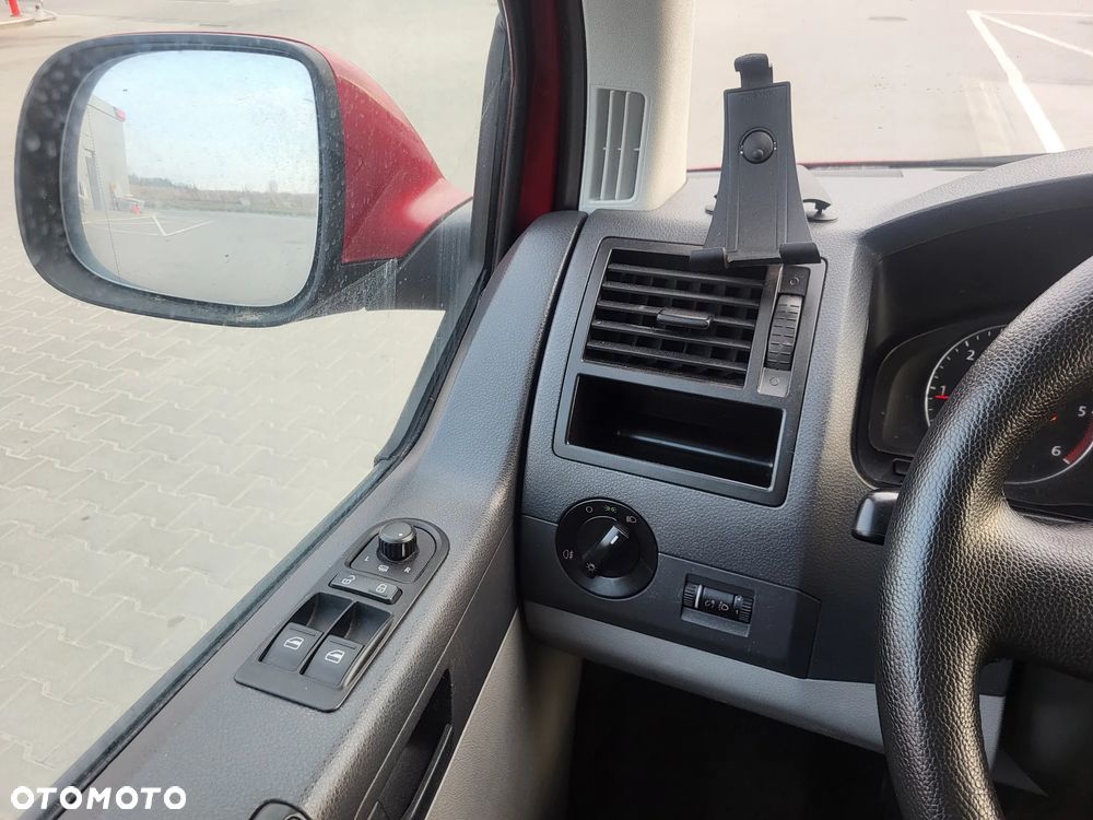 Volkswagen Transporter - 26