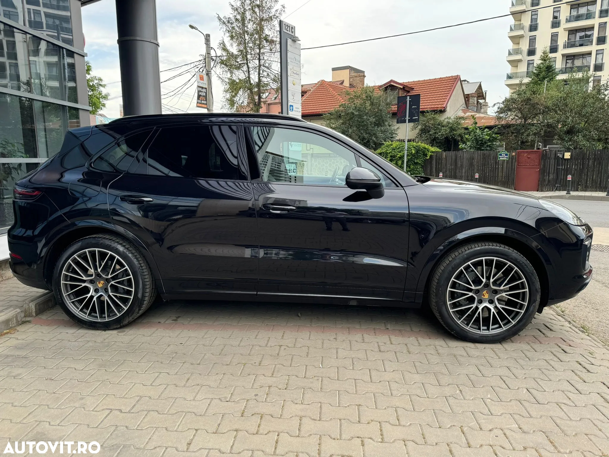 Porsche Cayenne S - 5