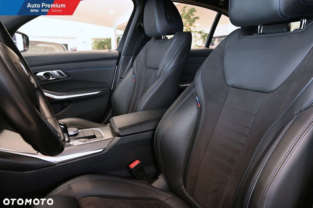 BMW Seria 3 318i - 9