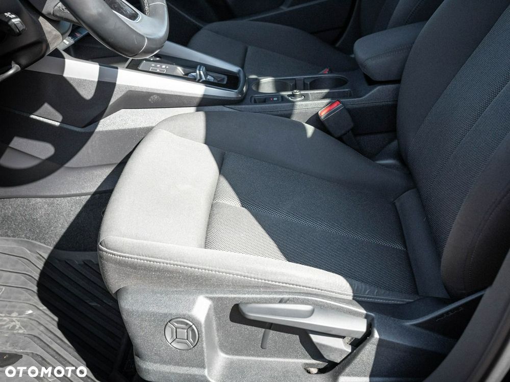 Audi A3 Sportback 30 TDI S tronic - 10