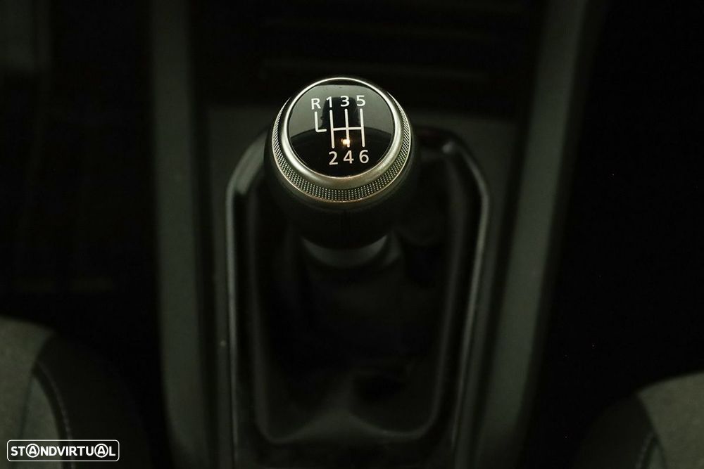 Renault Clio 1.0 TCe Evolution - 11