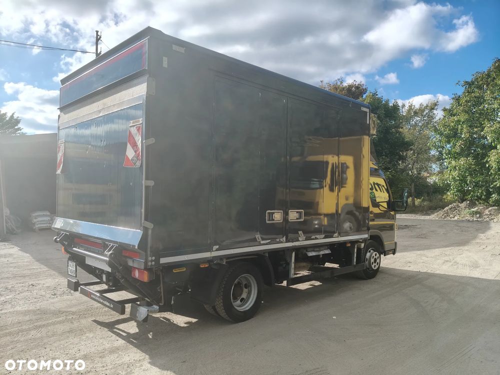 Mitsubishi FUSO CANTER - 21