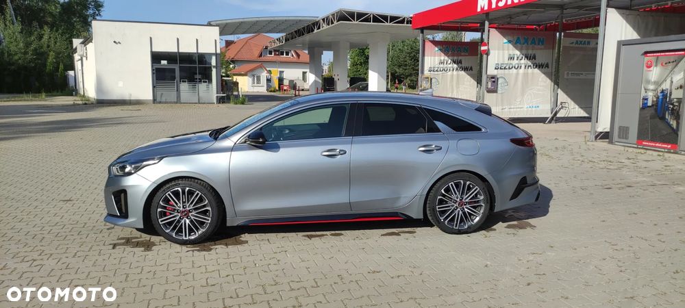 Kia ProCeed 1.6 T-GDI GT DCT - 1