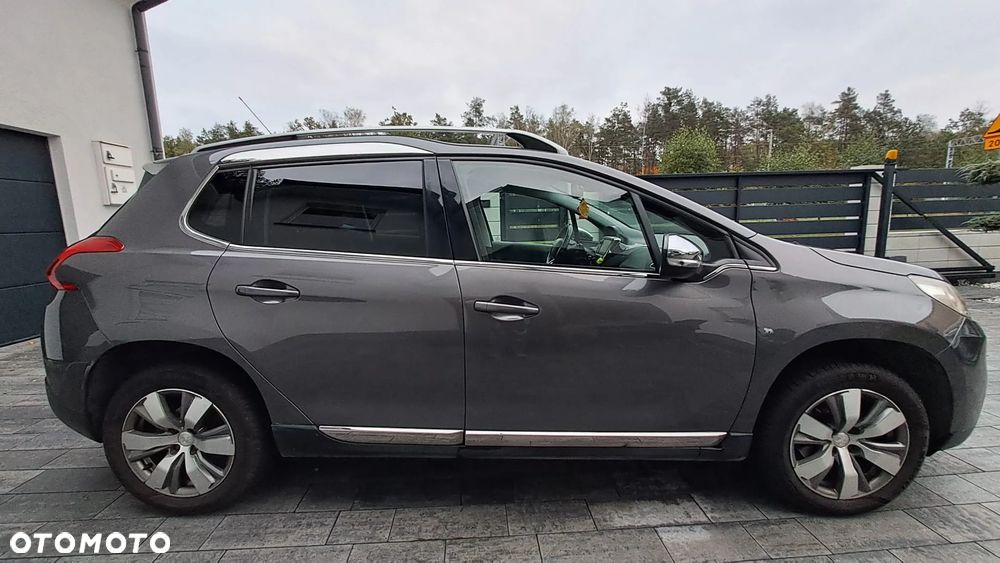 Peugeot 2008 1.6 VTi Allure - 3