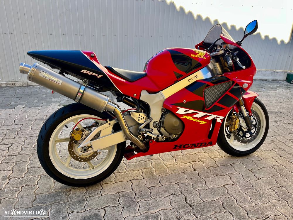 Honda VTR SP1 - 3