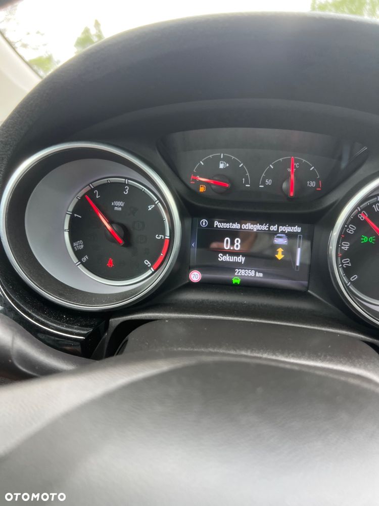 Opel Astra 1.6 CDTI DPF ecoFLEX TourerStart/Stop Exklusiv - 29