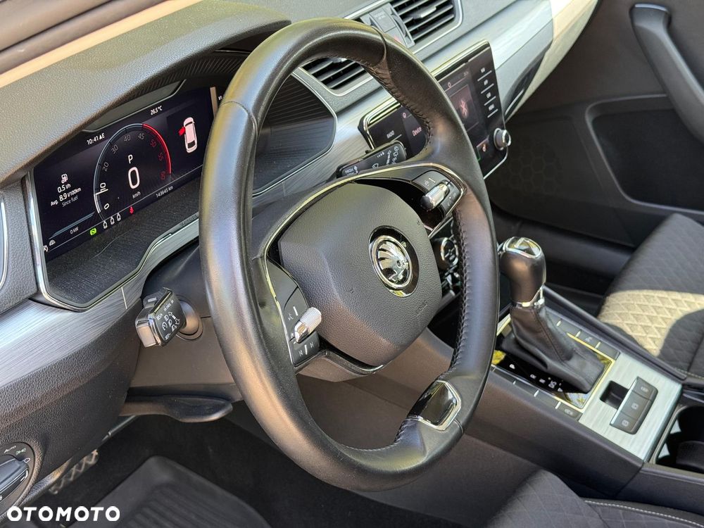 Skoda Superb 2.0 TDI SCR Ambition DSG - 21