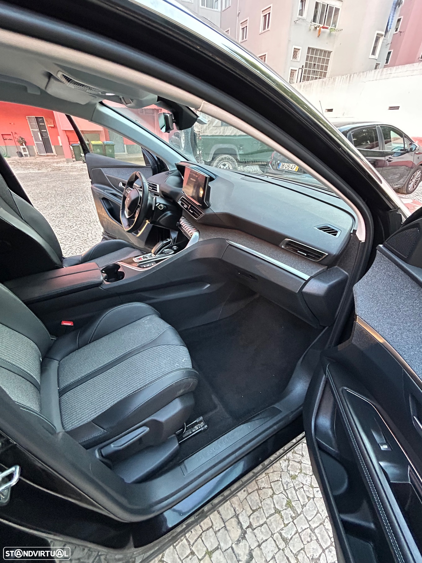 Peugeot 3008 1.6 Hybrid Allure Pack e-EAT8 - 17