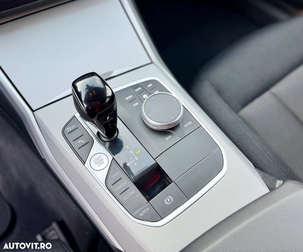 BMW Seria 3 320d Aut. Advantage - 16