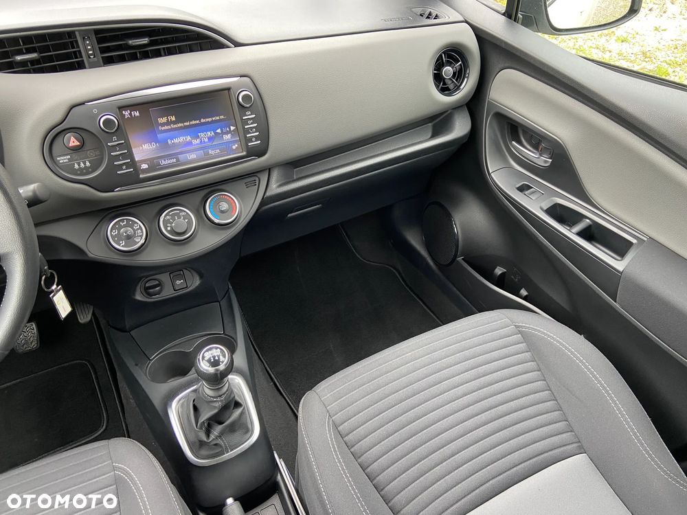 Toyota Yaris - 21