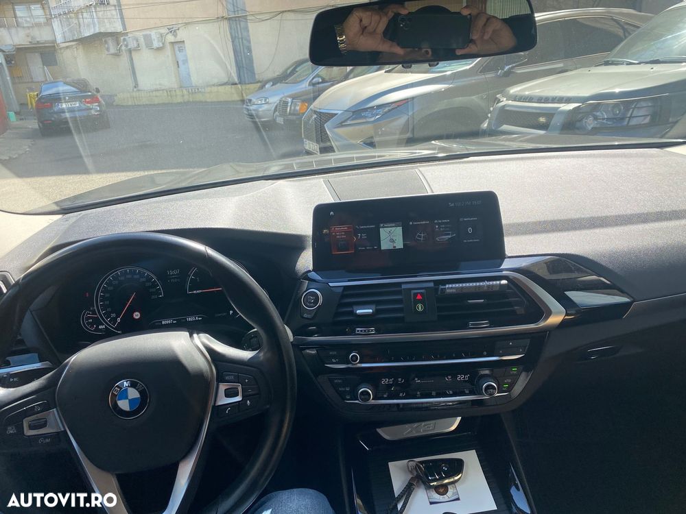 BMW X3 xDrive20i AT Luxury Line - 3