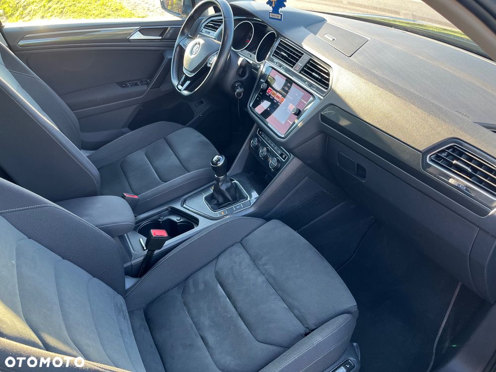 Volkswagen Tiguan 1.4 TSI BMT Comfortline - 18