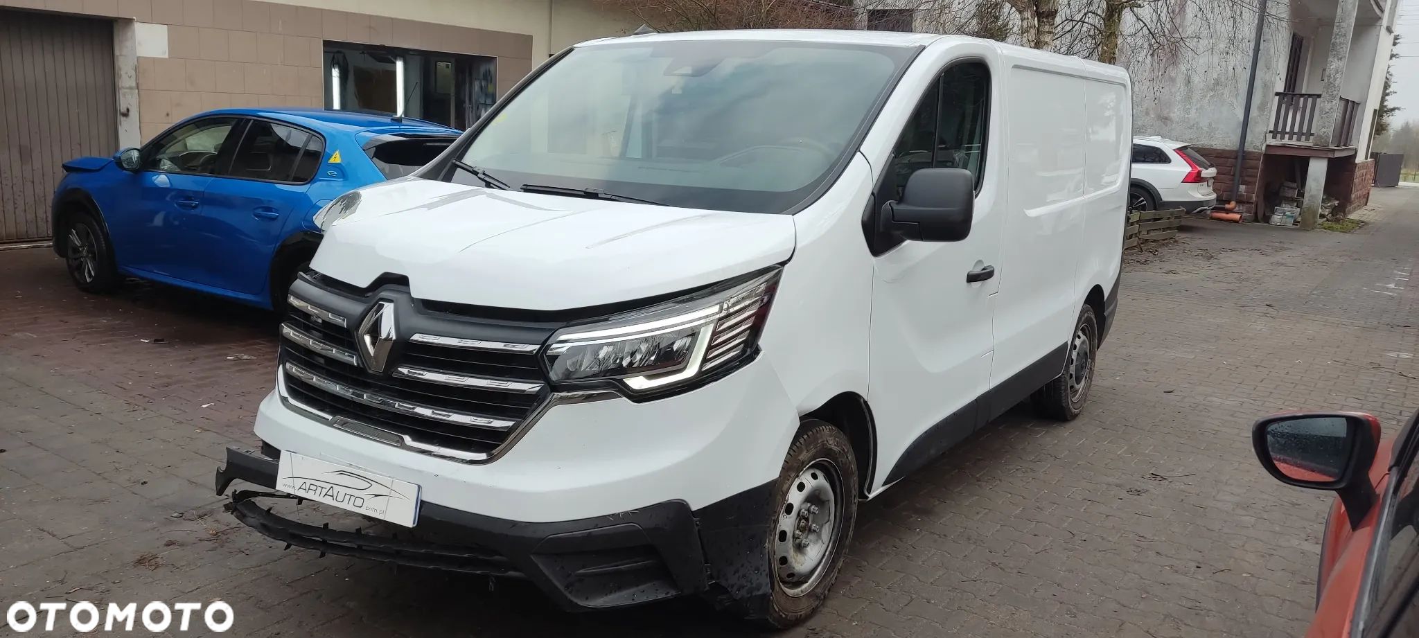 Renault TRAFIC - 1