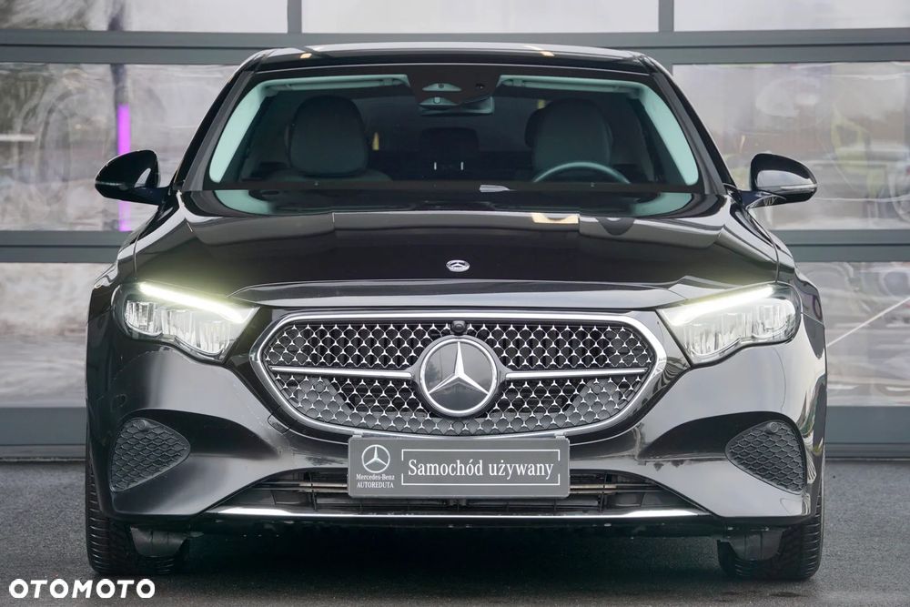 Mercedes-Benz Klasa E 220 d 9G-TRONIC Edition AVANTGARDE - 3