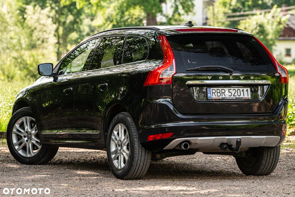 Volvo XC 60 D3 Geartronic Summum - 4