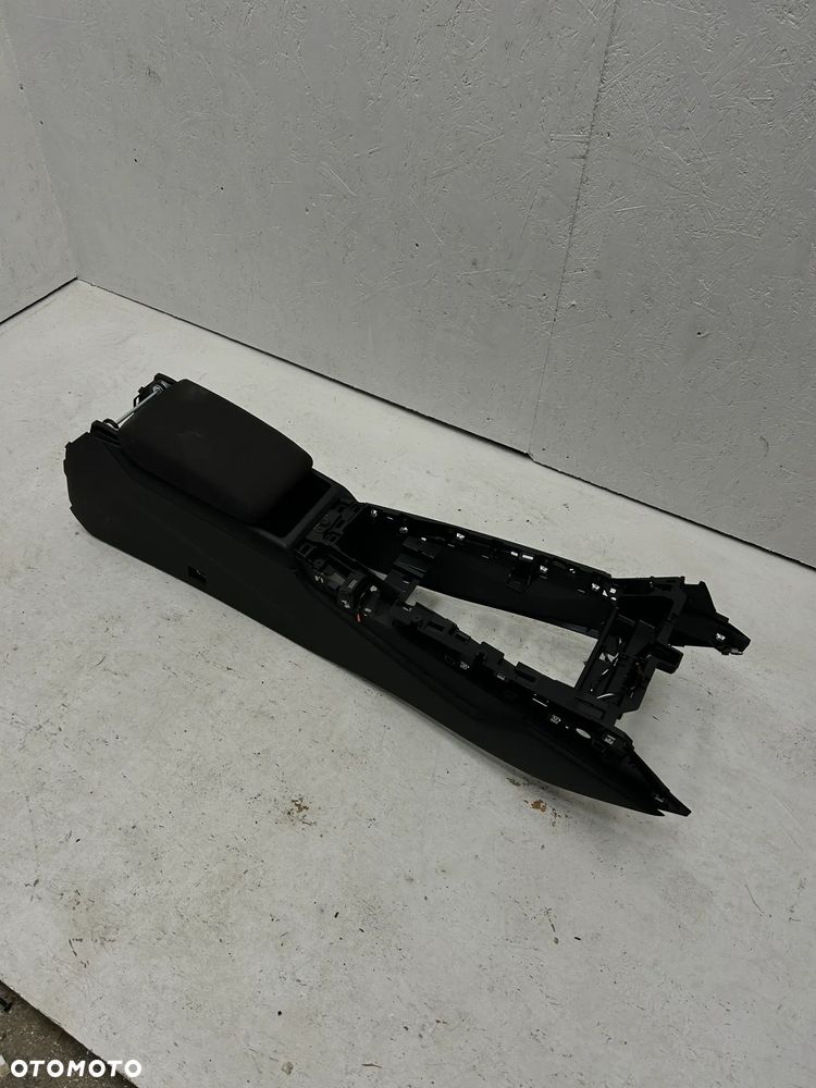 AUDI A5 F5 8W SPORTBACK  FOTELE BOCZKI KANAPA TUNEL - 14