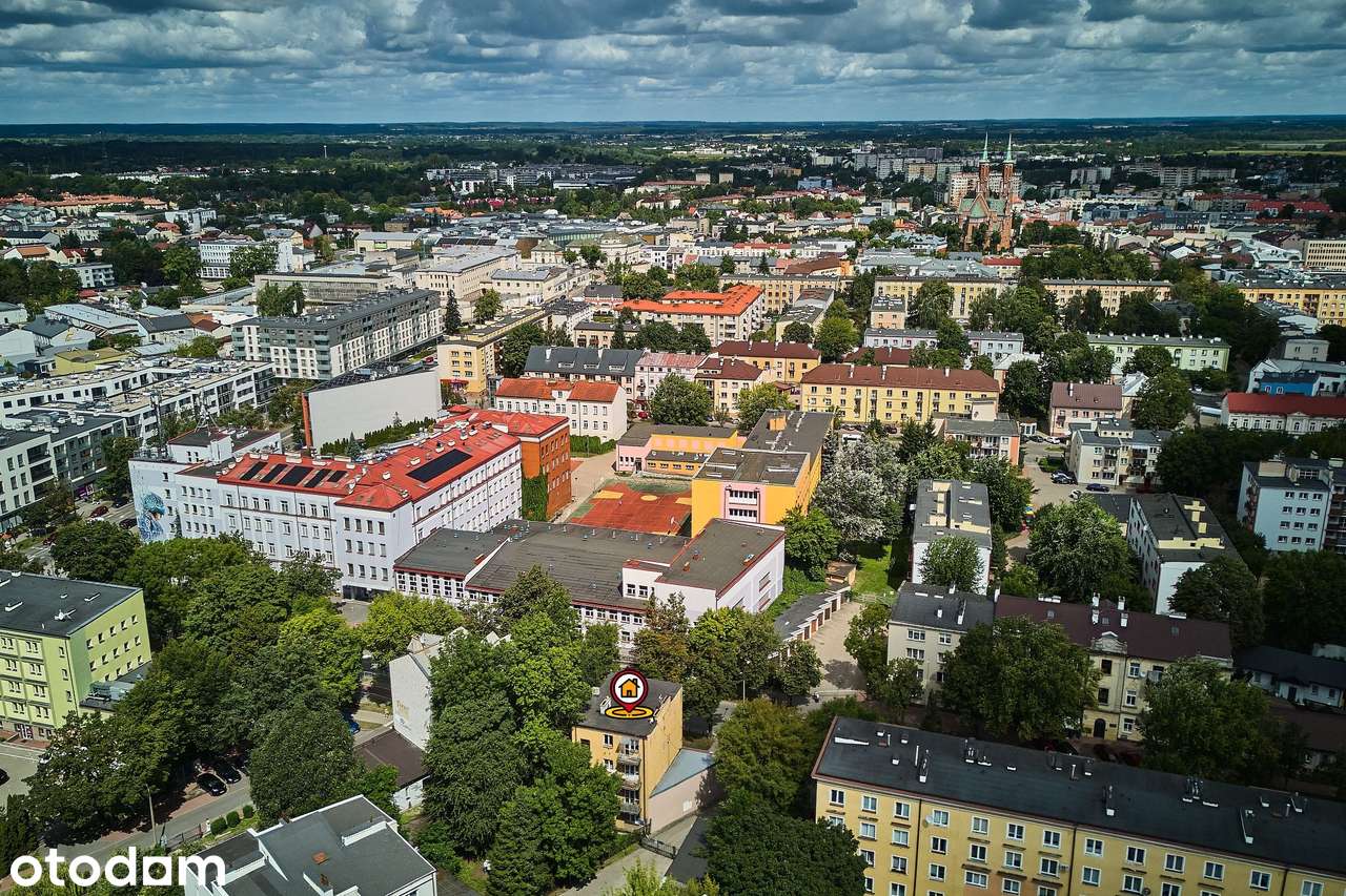Przestronne 3-pokojowe z garażem w kameralnym budynku w centrum miasta