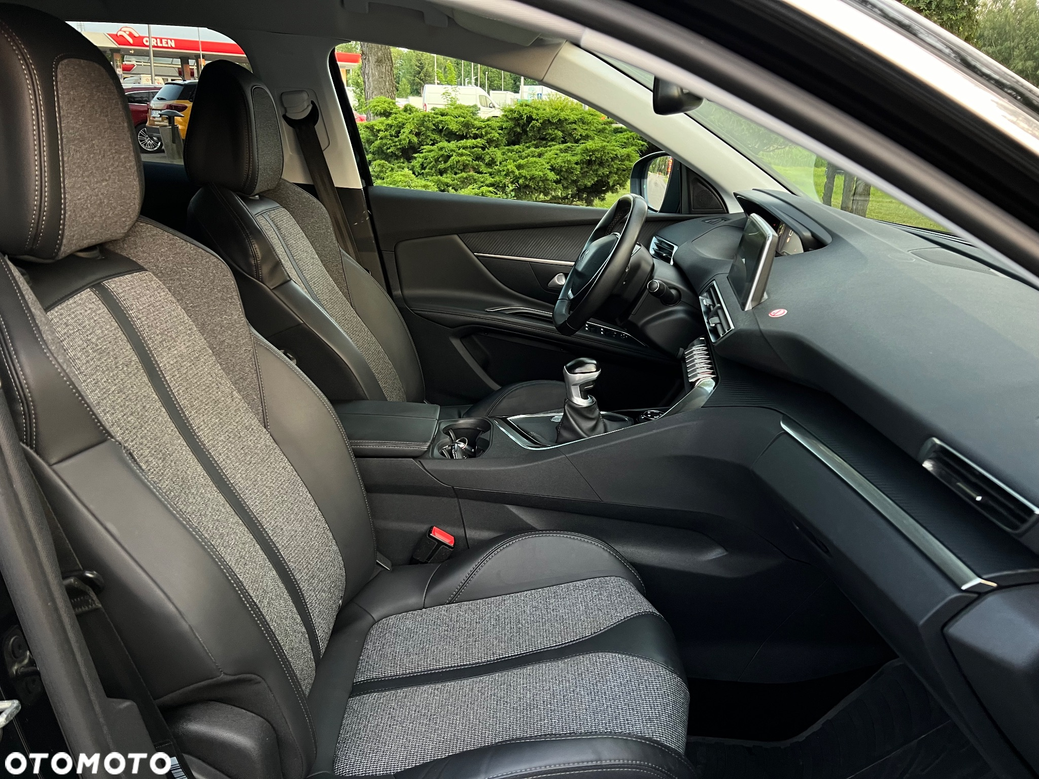 Peugeot 3008 1.2 PureTech GT S&S - 22