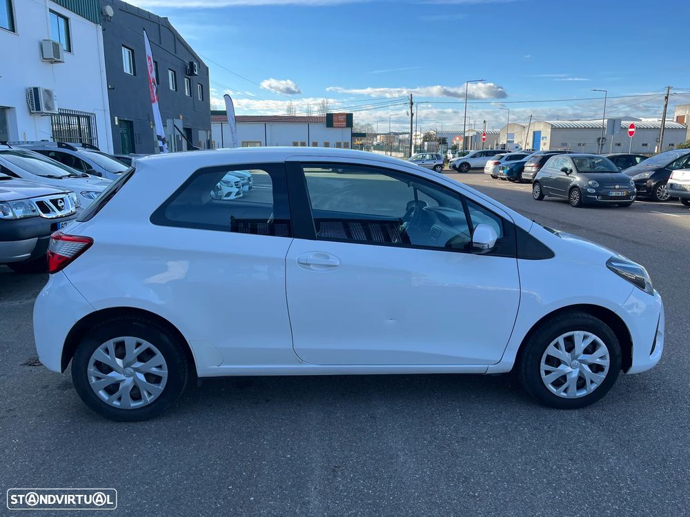 Toyota Yaris Ecobizz - 6