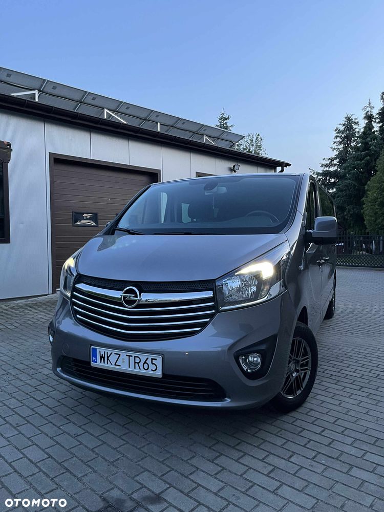 Opel Vivaro - 10
