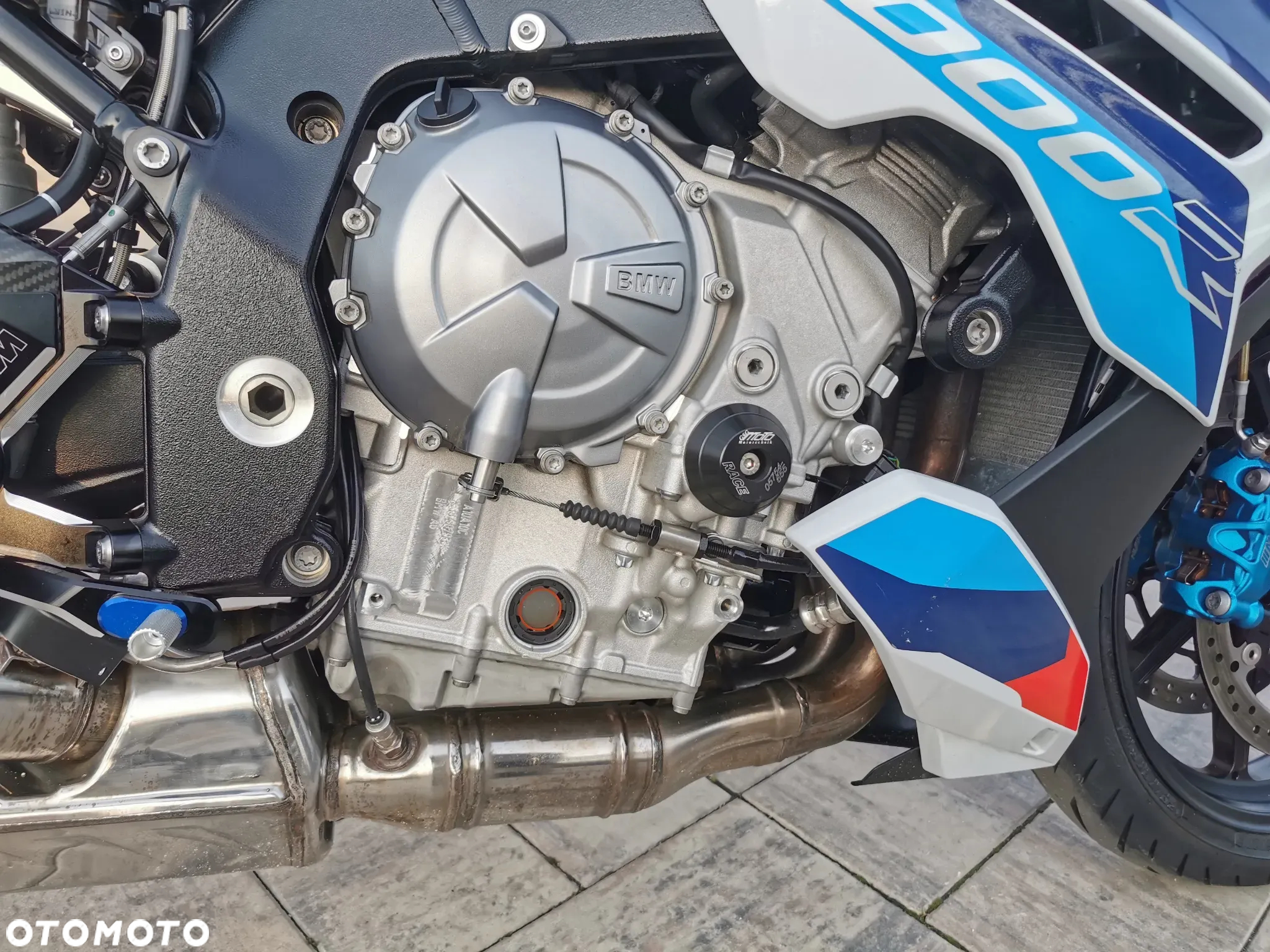 BMW S - 26
