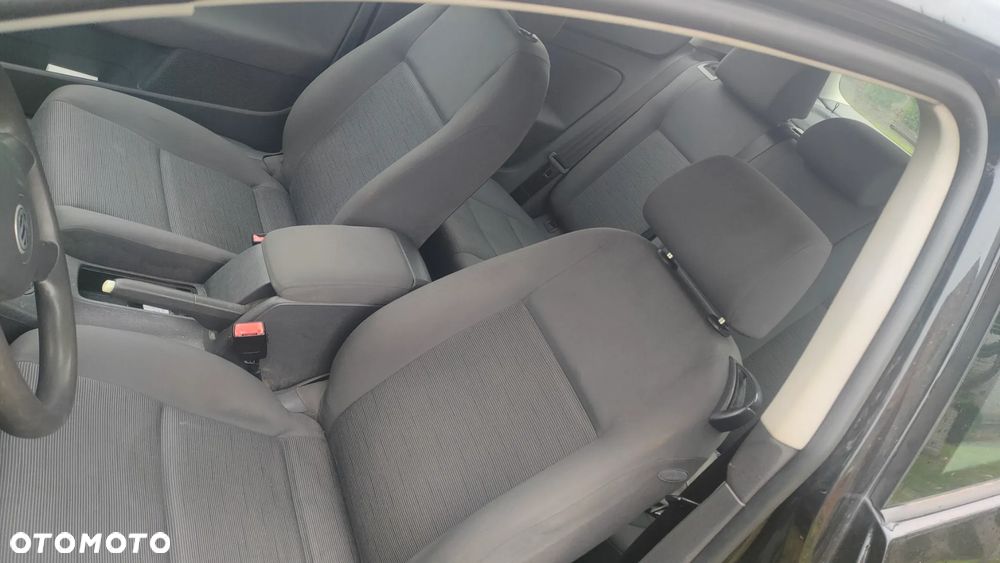 Volkswagen Golf 1.9 TDI Comfortline - 9