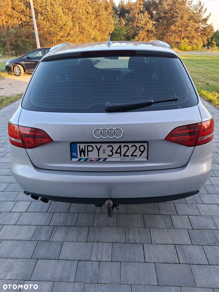 Audi A4 Avant 2.0 TDI - 10