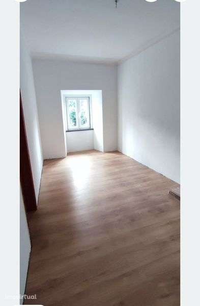 Aluga-se  T3+1 em Colares - Grande imagem: 4/8