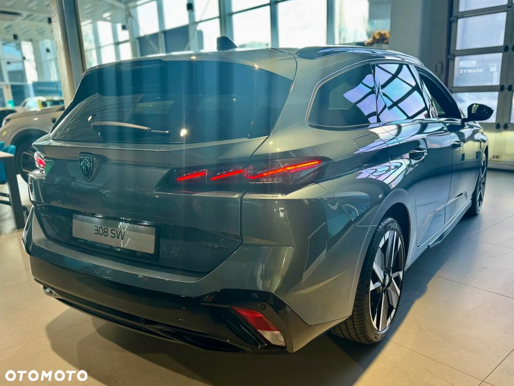 Peugeot 308 1.2 mHEV GT Exclusive S&S e-DCS6 - 8