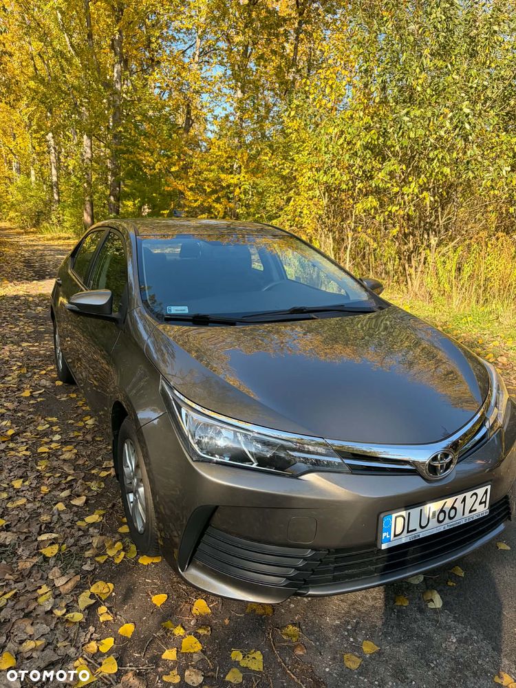 Toyota Corolla - 1