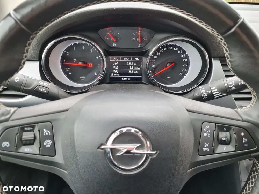 Opel Astra 1.2 Turbo Start/Stop Sports Tourer - 11