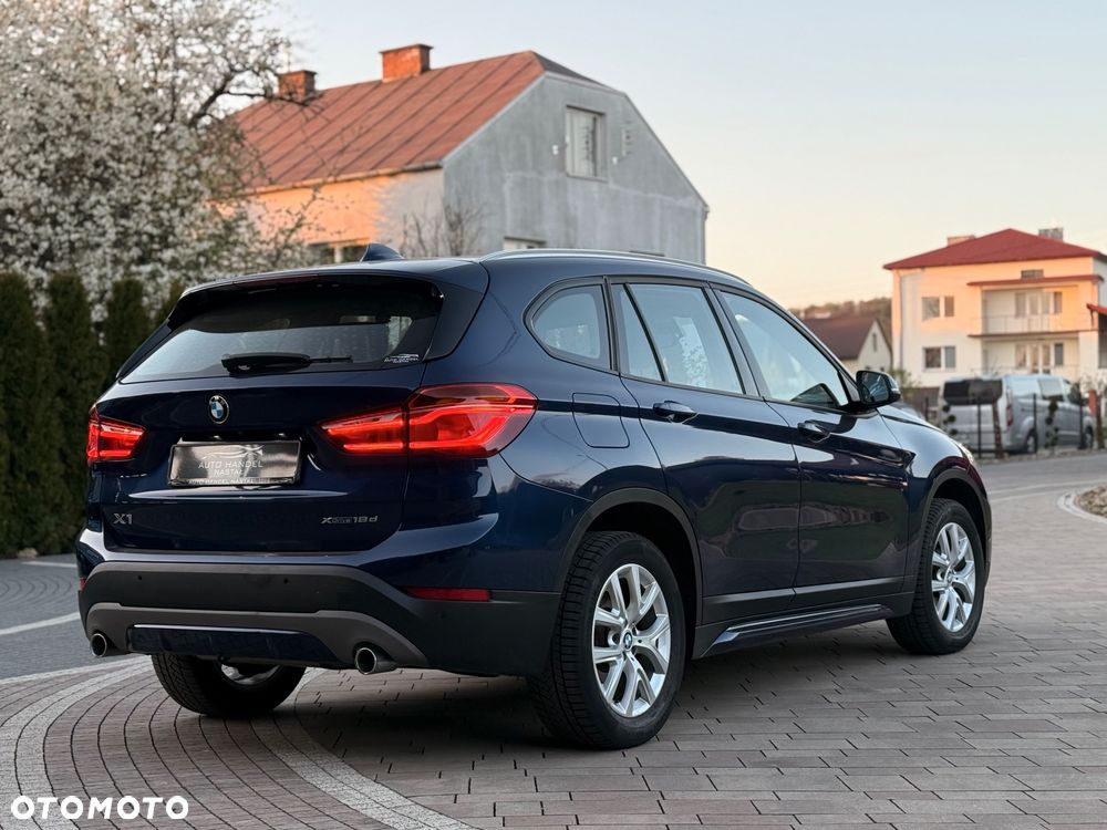 BMW X1 xDrive18d - 12