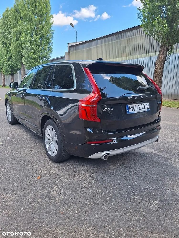 Volvo XC 90 D5 AWD Momentum 7os - 11