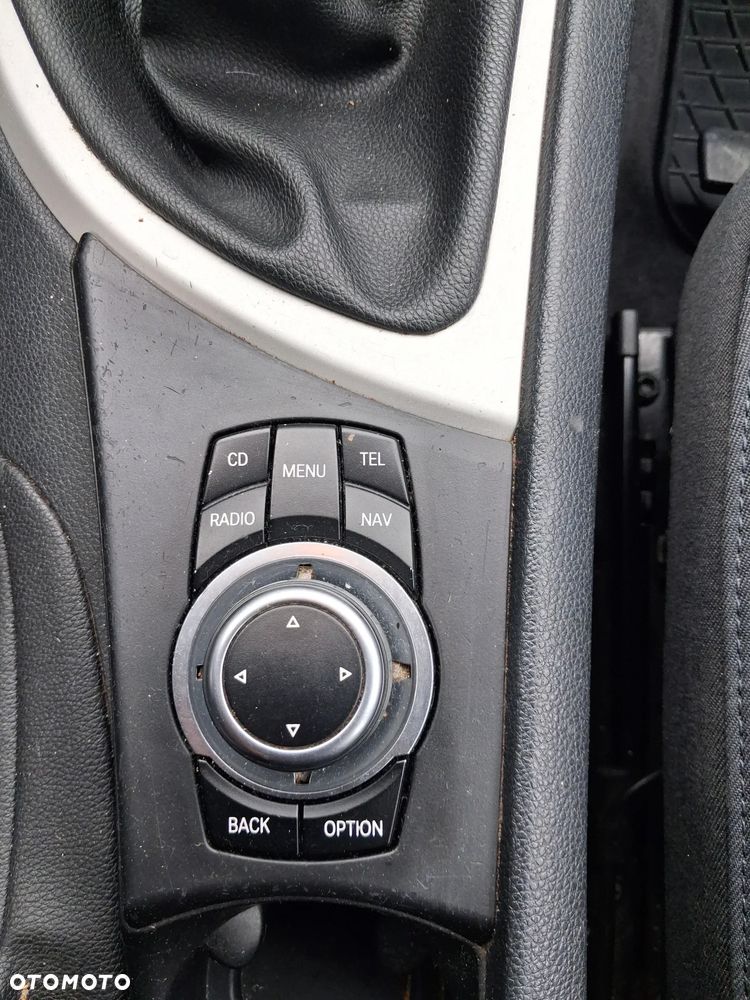 BMW Seria 1 118i - 26