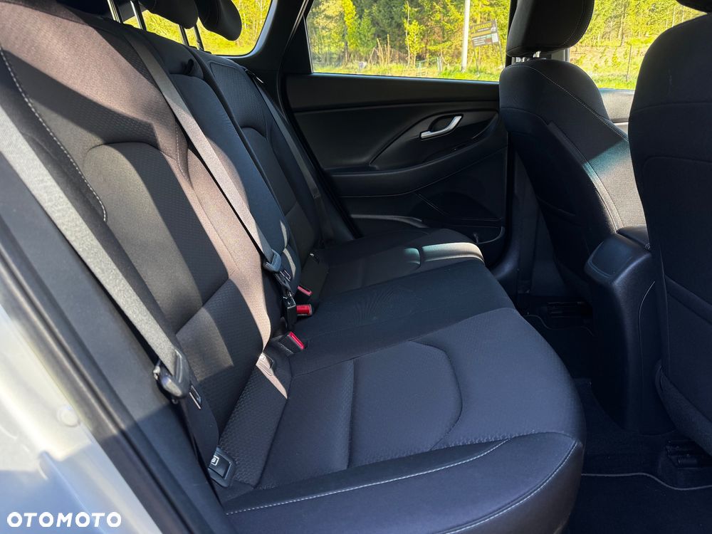 Hyundai i30 1.4 T-GDI Passion Plus - 6
