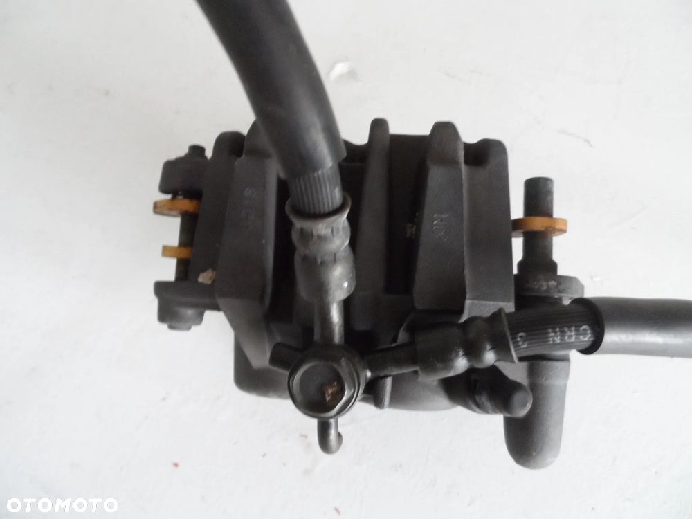 KAWASAKI Z 750 05' ROK zacisk hamulcowy przód P+L przewód hamulcowy - 7