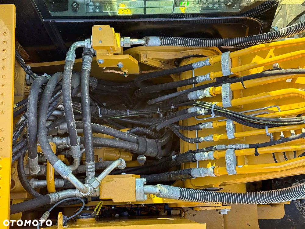 Caterpillar 313 FL 14,2T - 27