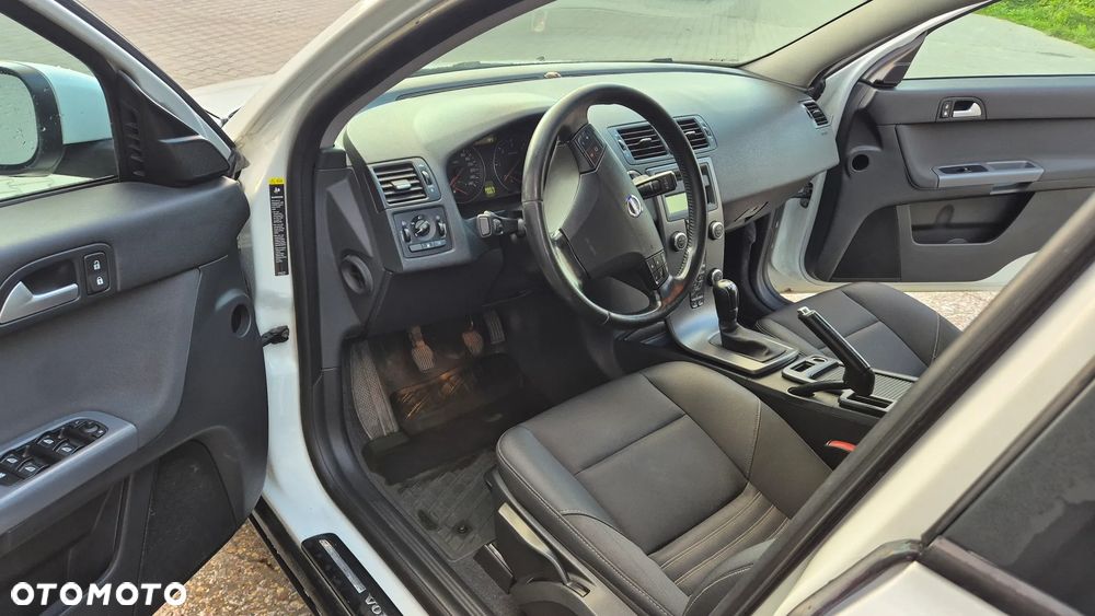 Volvo V50 1.6D DPF Kinetic - 13