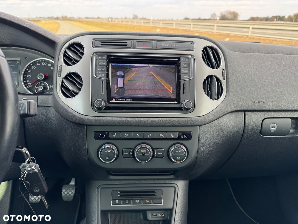 Volkswagen Tiguan 1.4 TSI BlueMotion Technology Lounge Sport & Style - 33