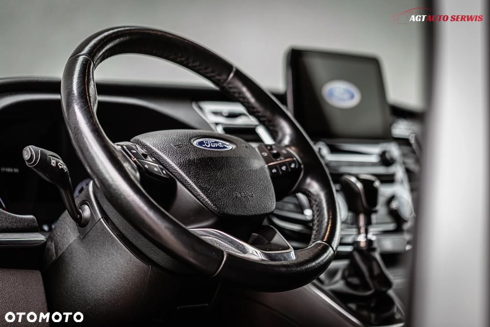Ford Tourneo Custom 2.0 EcoBlue L2 Titanium SelectShift - 32