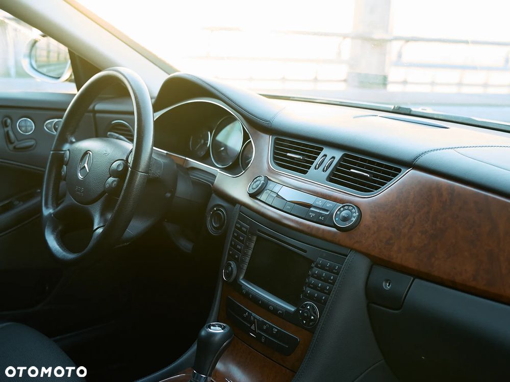 Mercedes-Benz CLS 350 CGI - 6